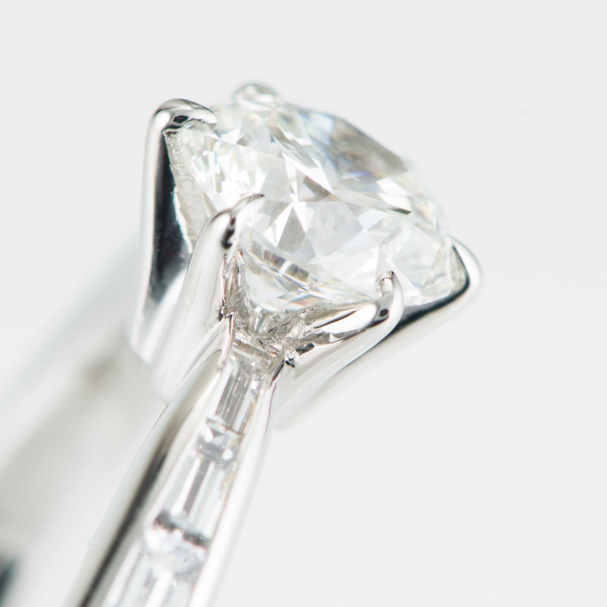 0.63ct G VVS2 GIAソリテールデザインのエンゲージリング　再度アップ