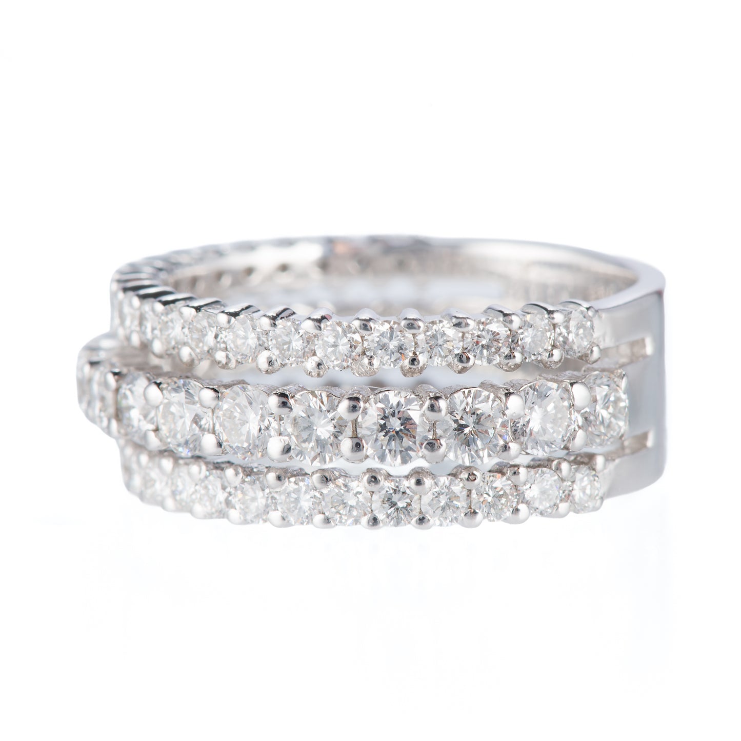 ライン  ダイヤモンド ホワイトゴールドリング D: 2.19ct K18WG