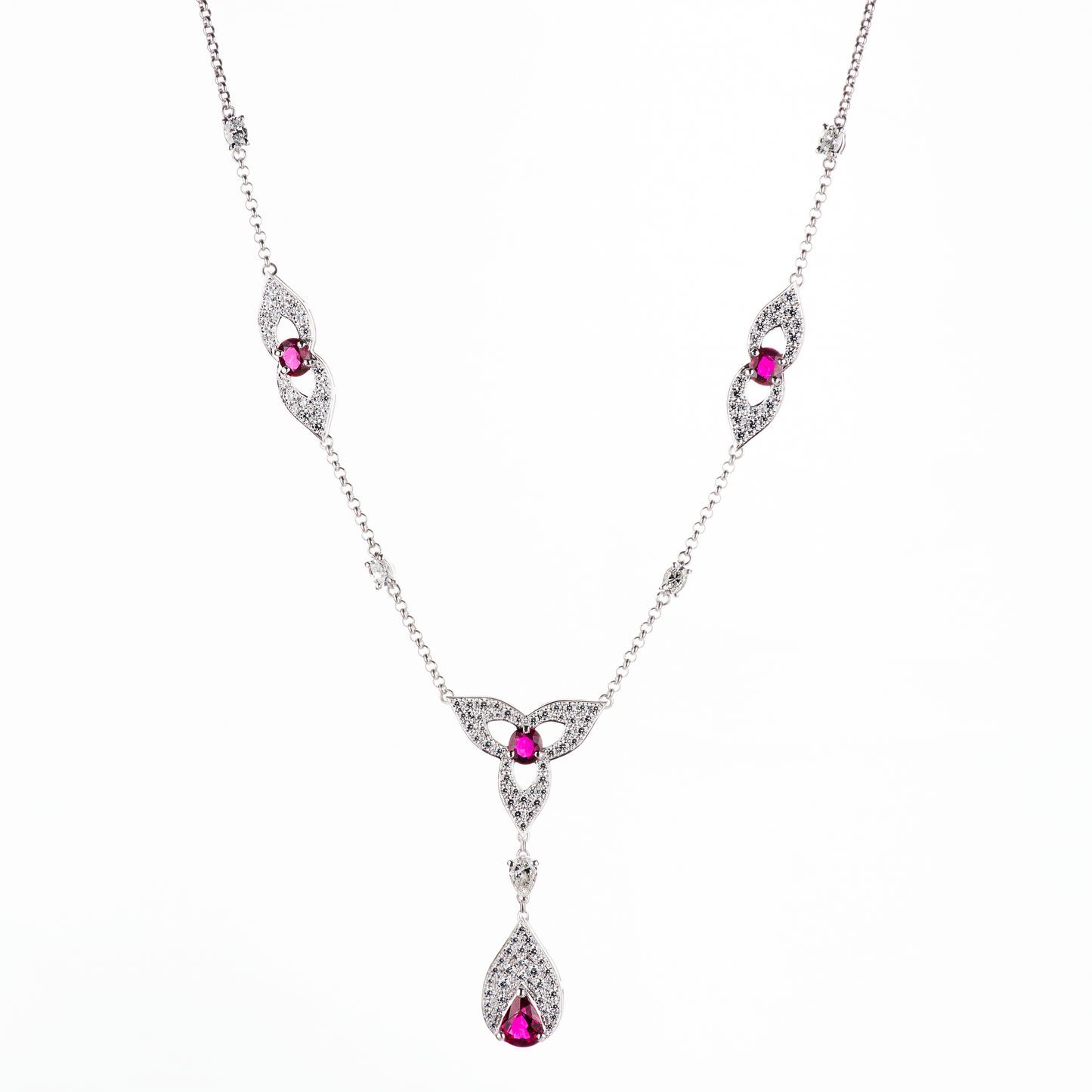 ビルマ産ピジョンブラッドルビーのネックレス プラチナ950製