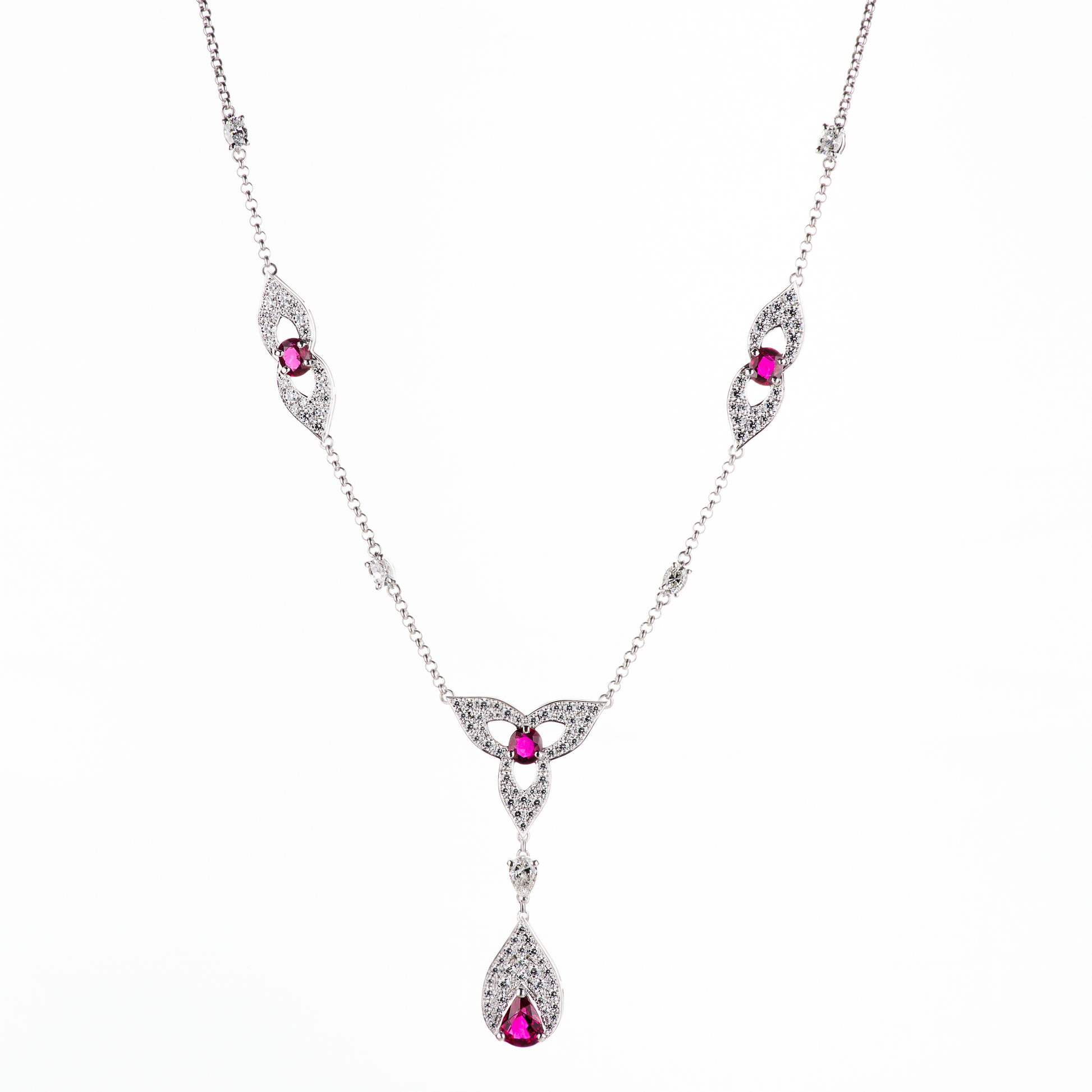 ビルマ産ピジョンブラッドルビーのネックレス プラチナ950製