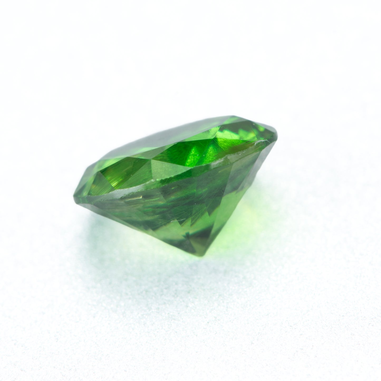 0.76ct, デマントイドガーネット ラウンド ルース, GIA　ガードル