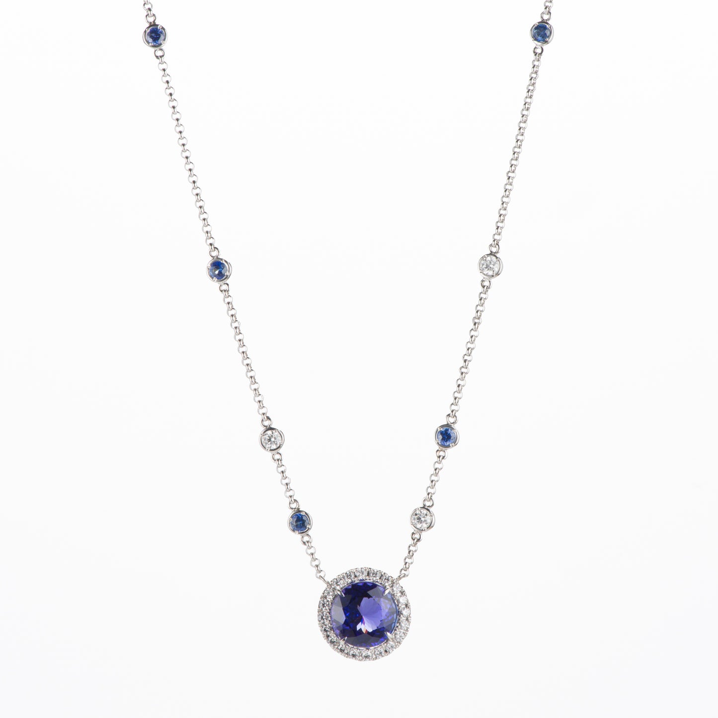 ハロー タンザナイトxサファイアxダイヤモンド プラチナペンダントネックレス (Ta: 5.07ct S: 0.50ct D: 0.60ct Pt950/850)