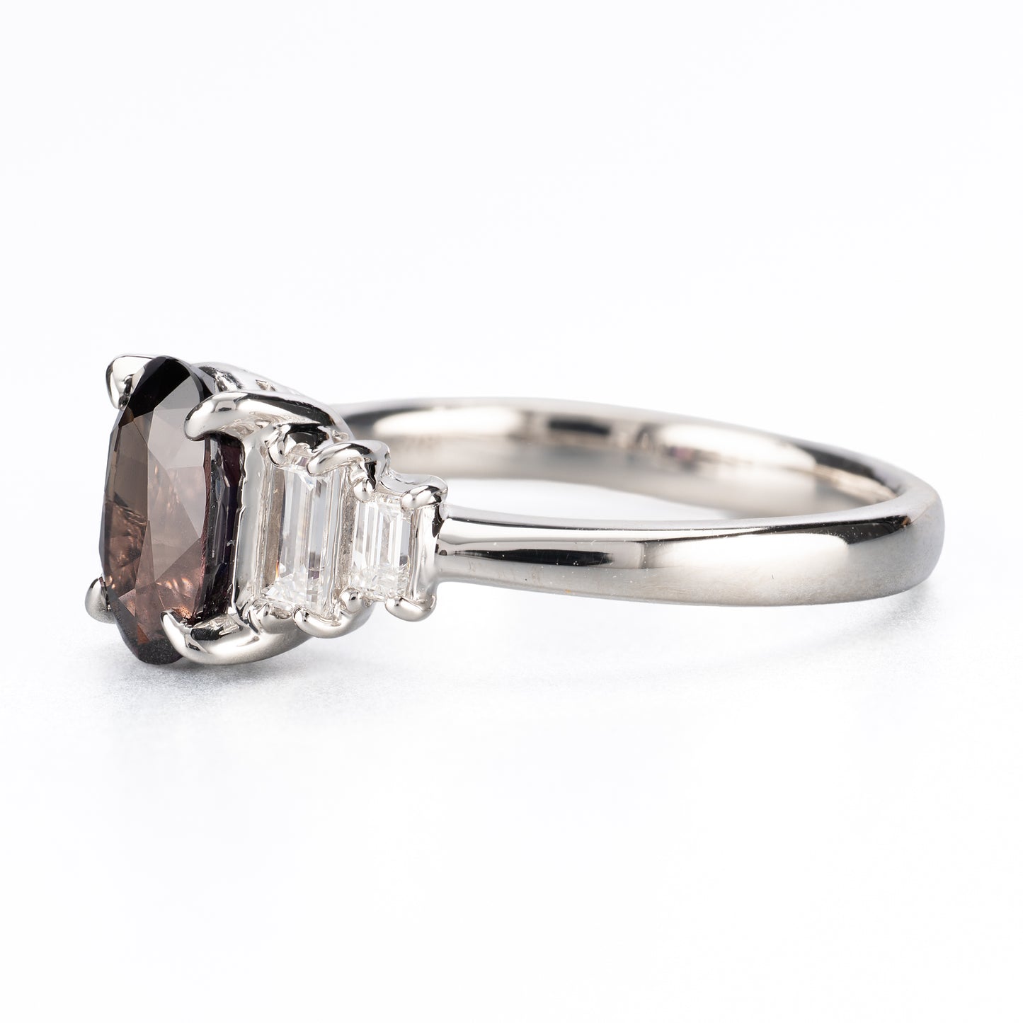 Pt900 タンザニア産 非加熱ブラウニッシュパープルサファイア 1.63ct ダイヤモンド 0.38ct リング（GIA鑑別付）