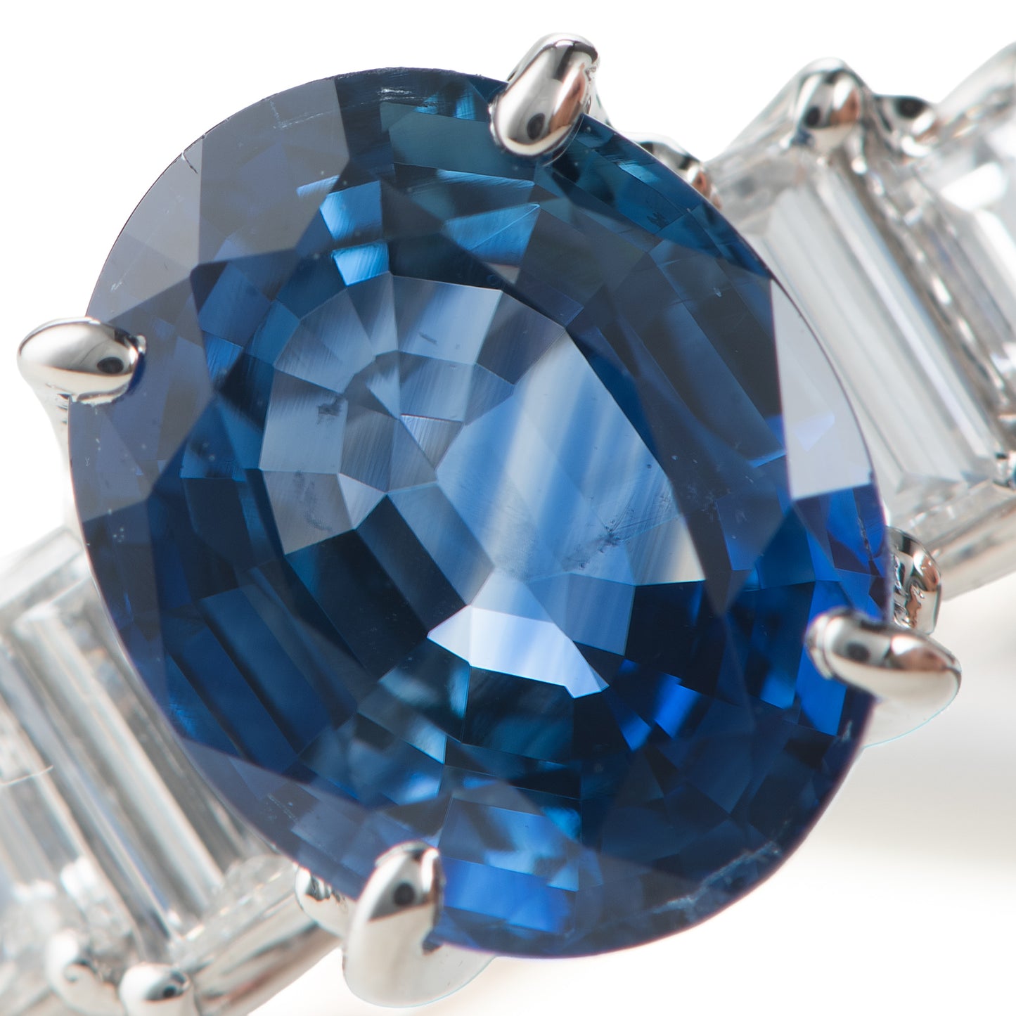 サファイアxダイヤモンド プラチナ製リング S: 2.84 ct D: 0.48ct Pt900 GIA 拡大