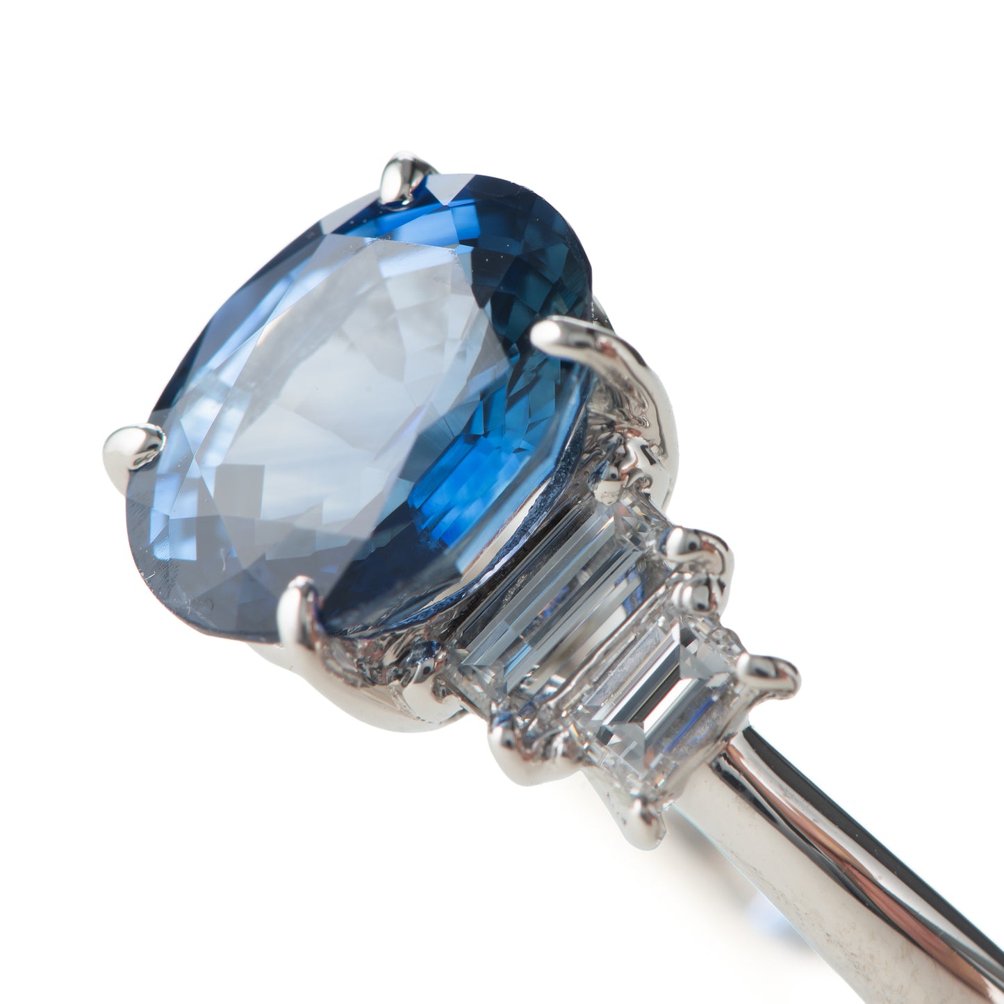 サファイアxダイヤモンド プラチナ製リング S: 2.84 ct D: 0.48ct Pt900 GIA