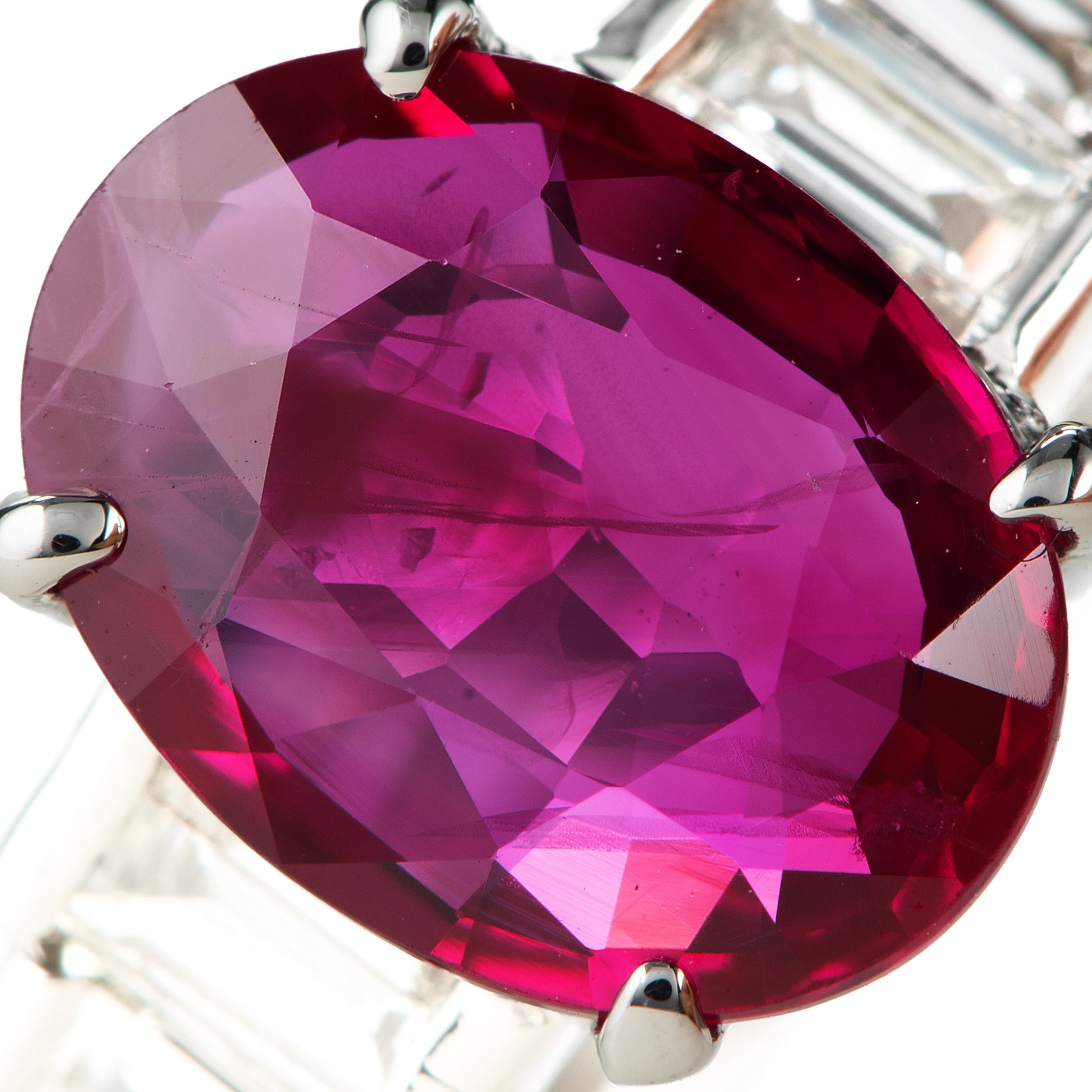 ステップ ルビーxダイヤモンド プラチナ製リング R: 2.01ct D: 0.31ct Pt900 GIA