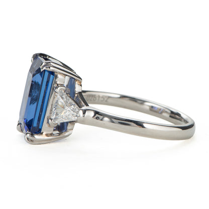 スリーストーン タンザナイトxダイヤモンド プラチナ製リング Ta: 4.89 ct D: 0.42ct Pt900