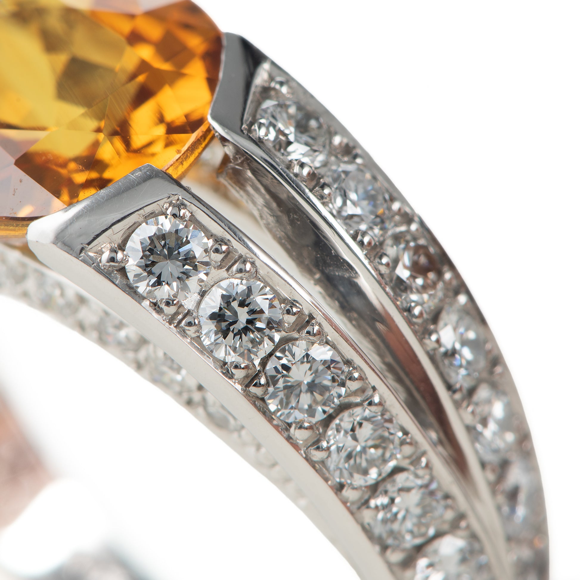 フロート 3.72ct イエローサファイアxダイヤモンド プラチナ製リング(YS:3.72ct D:1.32 Pt900)