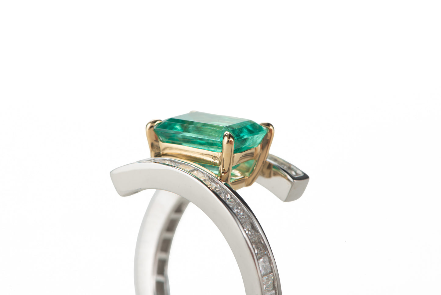 2.61ct コロンビア産エメラルドxダイヤモンド プラチナ製リング E:2.61ct D:1.10ct Pt950/K18YG GIA