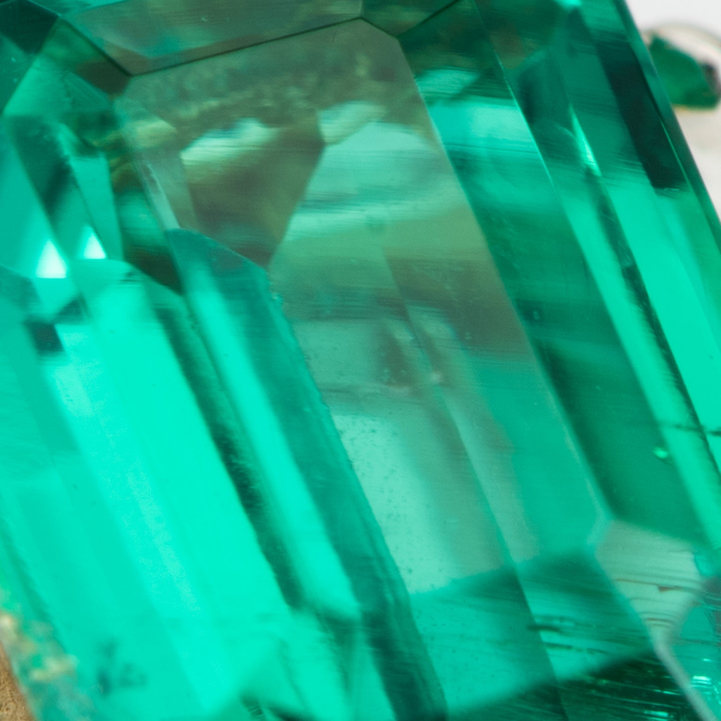 0.92ct コロンビア産エメラルドxダイヤモンド プラチナ製リング E:0.92ct D:0.24ct Pt950/K18YG GIA