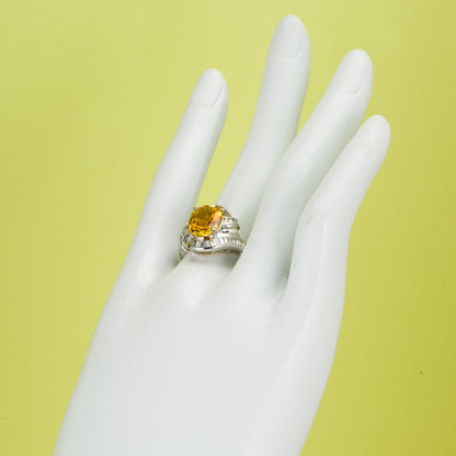 イエローサファイアxダイヤモンド　プラチナ製リング YS: 4.07ct D: 0.86ct Pt900