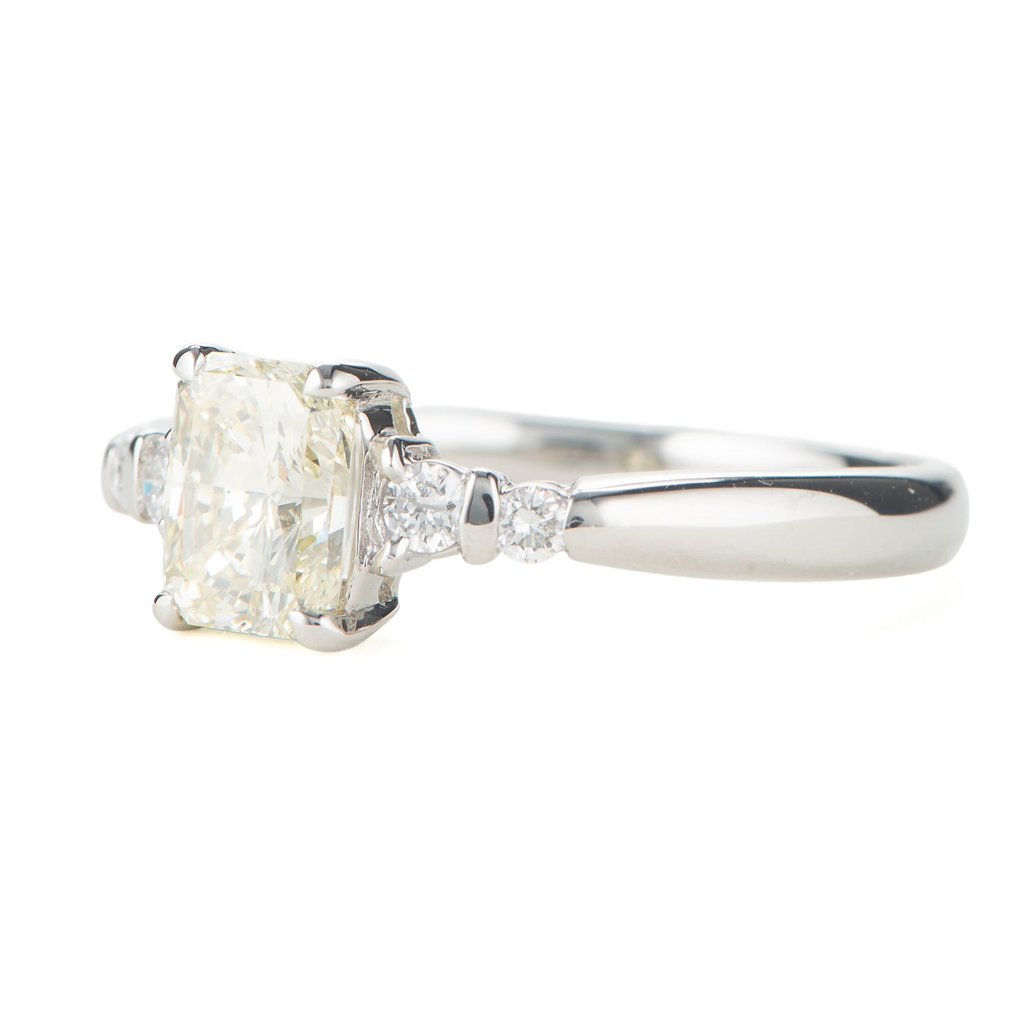 ライトイエローダイヤモンドダイヤモンド プラチナリング D: 1.021ct D: 0.11ct Light yellow VS2 Pt900 CGL