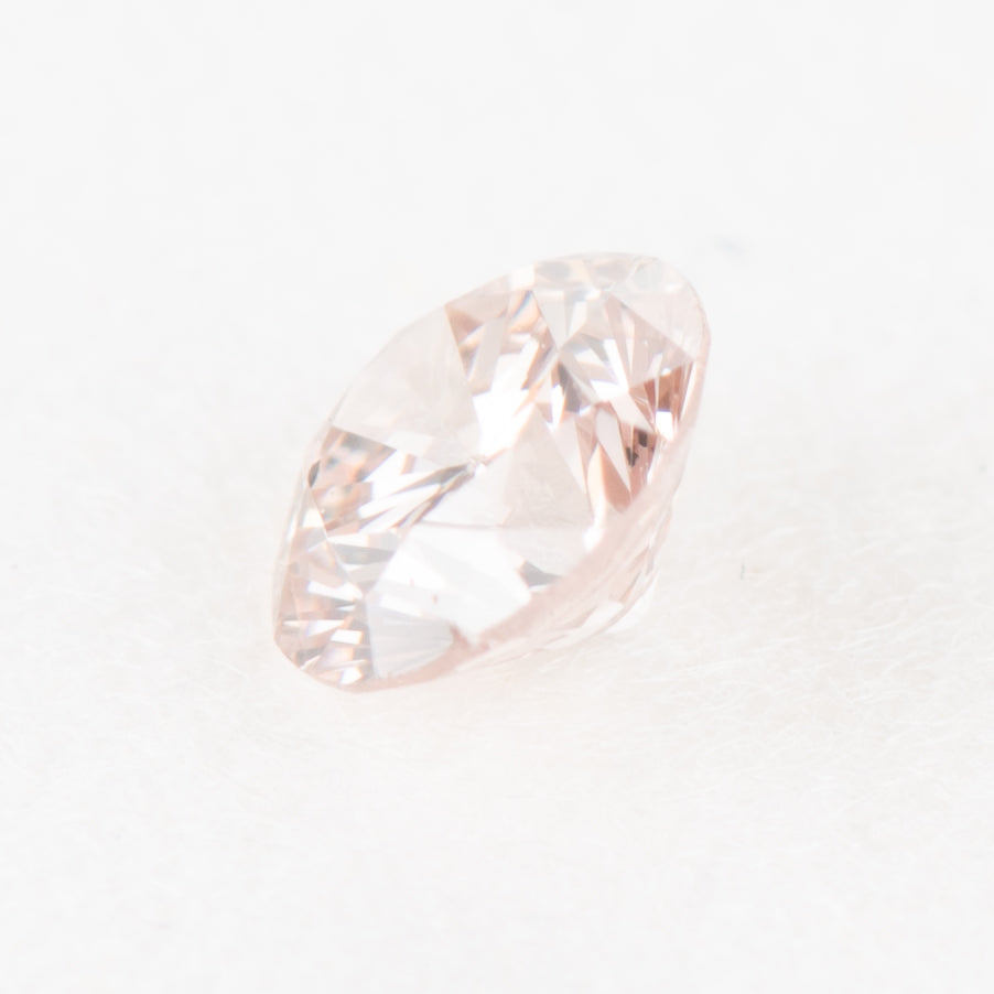 0.119ct, ファンシーライトオレンジ―ピンクダイヤモンド, SI2, ラウンド, CGL