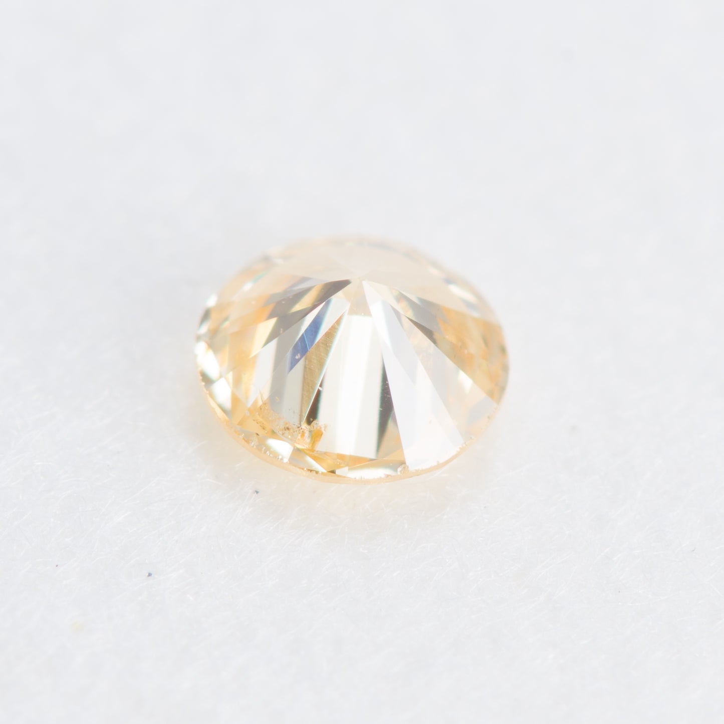 0.100ct, ファンシーライトオレンジイエローダイヤモンド, SI2, ラウンド, CGL