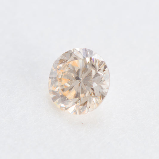 0.108ct, ファンシーライトイエロウィッシュオレンジダイヤモンド, SI2, ラウンド, 中央宝石研究所(CGL)