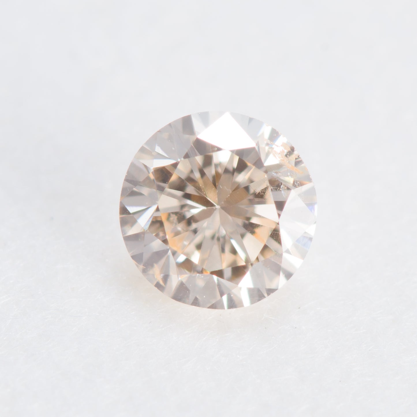 0.146ct, ライトイエロウィッシュオレンジダイヤモンド, SI2, ラウンド, 中央宝石研究所(CGL)