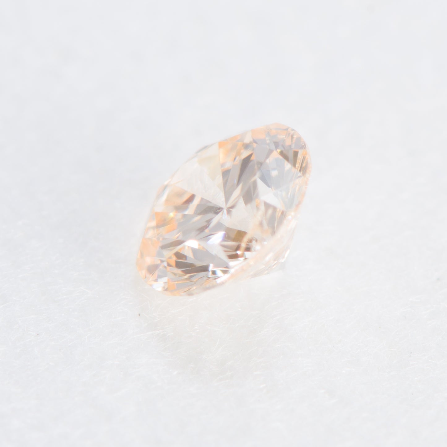0.146ct, ライトイエロウィッシュオレンジダイヤモンド, SI2, ラウンド, 中央宝石研究所(CGL)