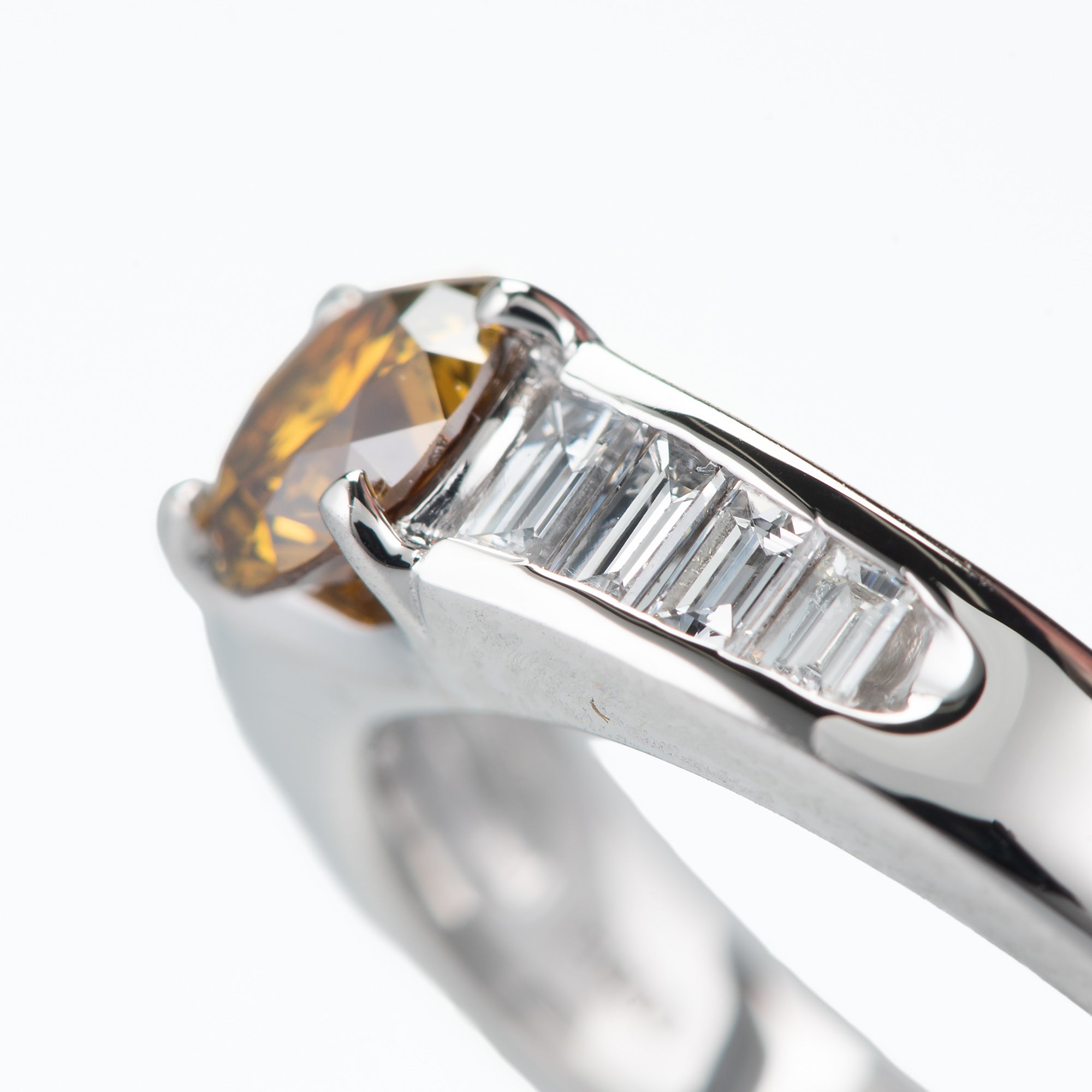オレンジイエローダイヤリング 0.64ct【ZUISHO】 – ZUISHO Diamonds