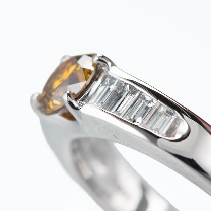 ファンシーディープオレンジイエローダイヤモンド プラチナリング D: 0.64ct D: 0.29ct FDOY SI2 Pt900