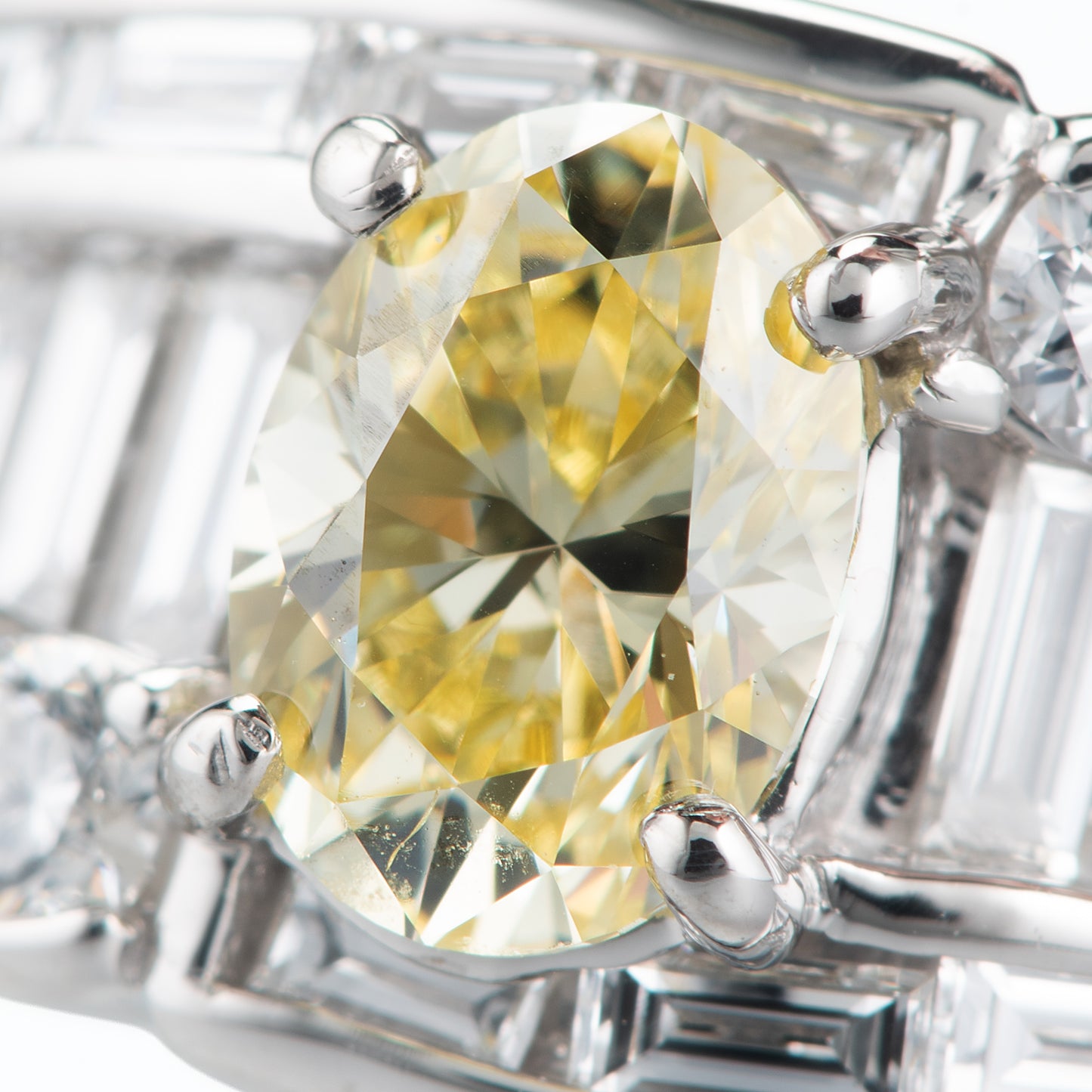 ファンシーイエローダイヤモンド プラチナリング D: 0.79ct D: 1.08ct Fancy Yellow  SI1 Pt900 中宝研 CGL