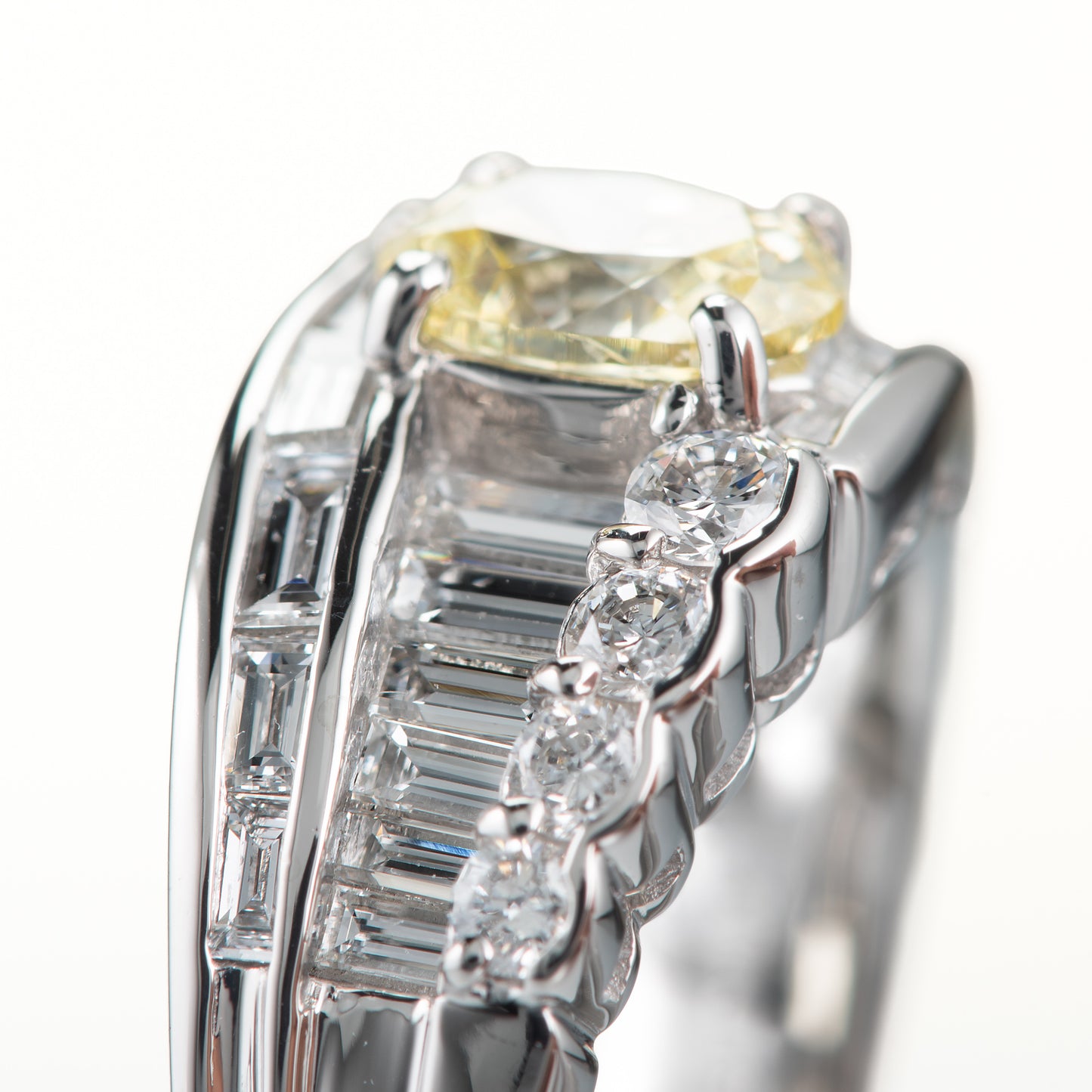 ファンシーイエローダイヤモンド プラチナリング D: 0.79ct D: 1.08ct Fancy Yellow  SI1 Pt900 中宝研 CGL