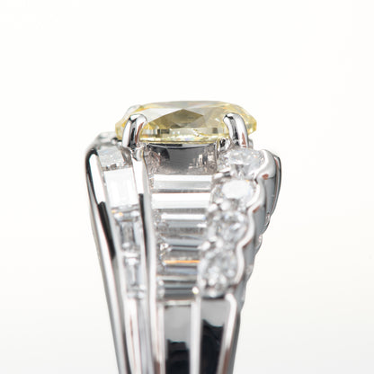 ファンシーイエローダイヤモンド プラチナリング D: 0.79ct D: 1.08ct Fancy Yellow  SI1 Pt900 中宝研 CGL