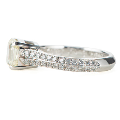 2ctスクエアカットダイヤモンド Very Light Yellow VS1 プラチナ製リング D: 2.04ct 0.46ct Pt900 GIA