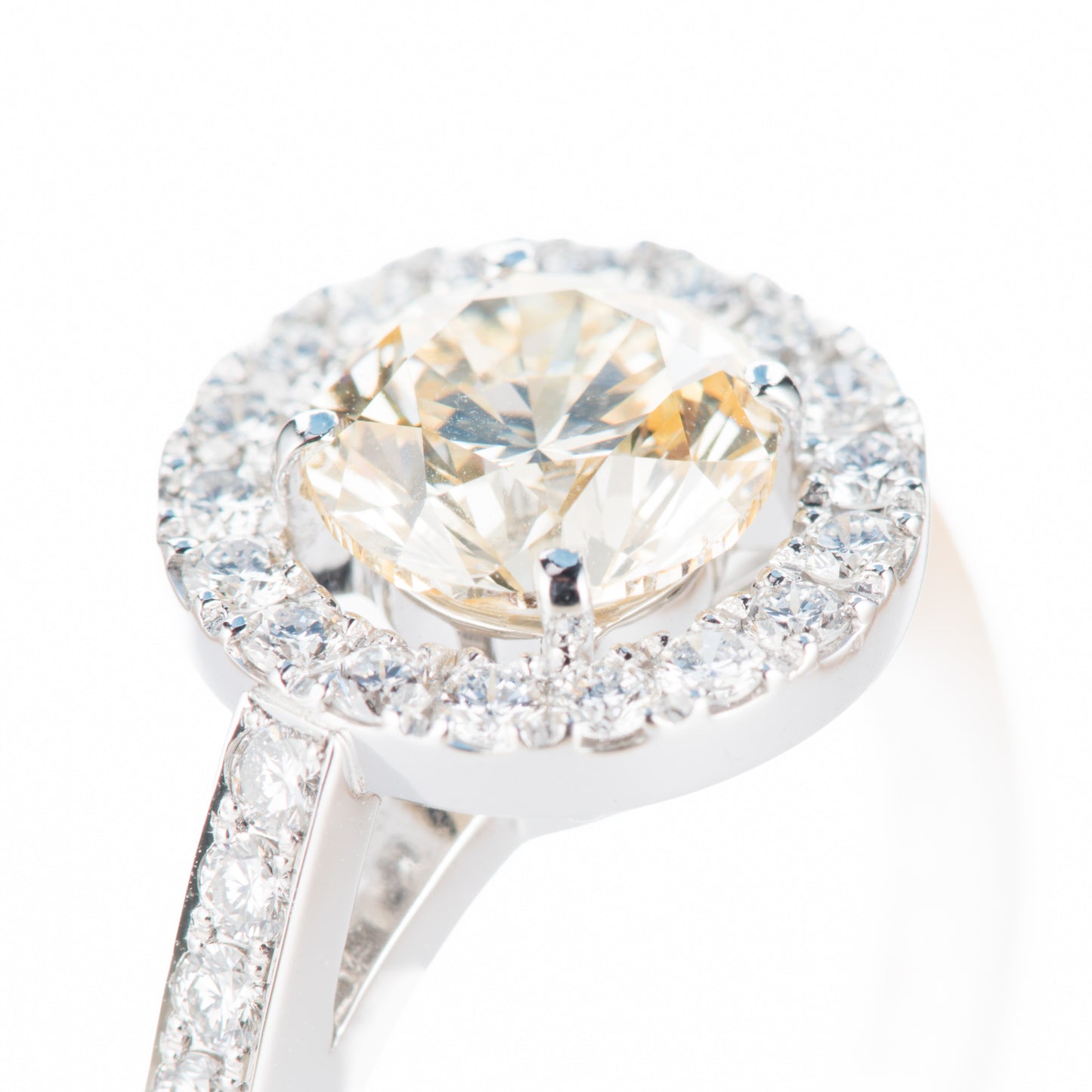 1.50ct ファンシーライトオレンジーイエローダイヤモンドリング プラチナ製 (1.50ctFancy Light Orangy Yellow SI2 Pt900)中宝研