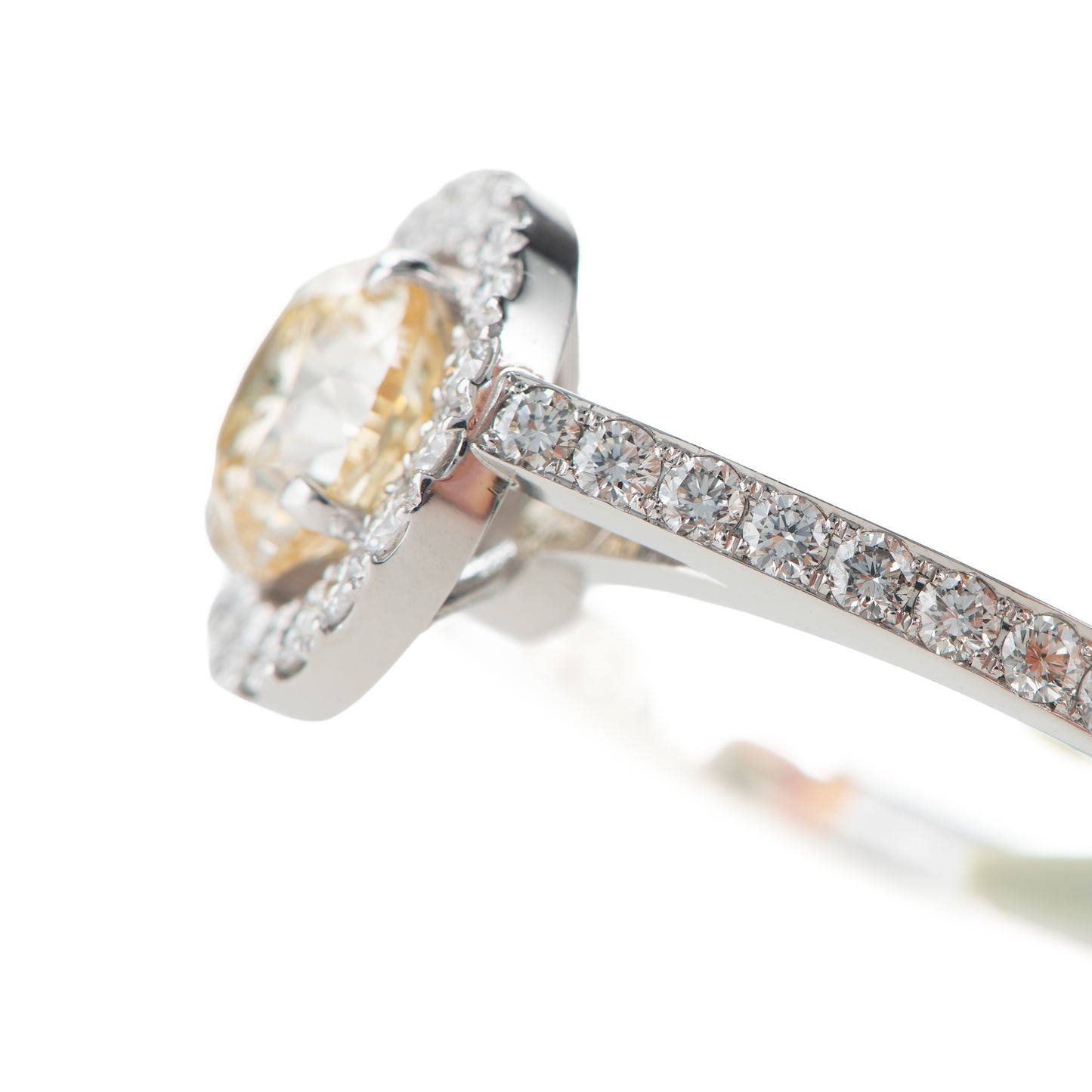 1.50ct ファンシーライトオレンジーイエローダイヤモンドリング プラチナ製 (1.50ctFancy Light Orangy Yellow SI2 Pt900)中宝研