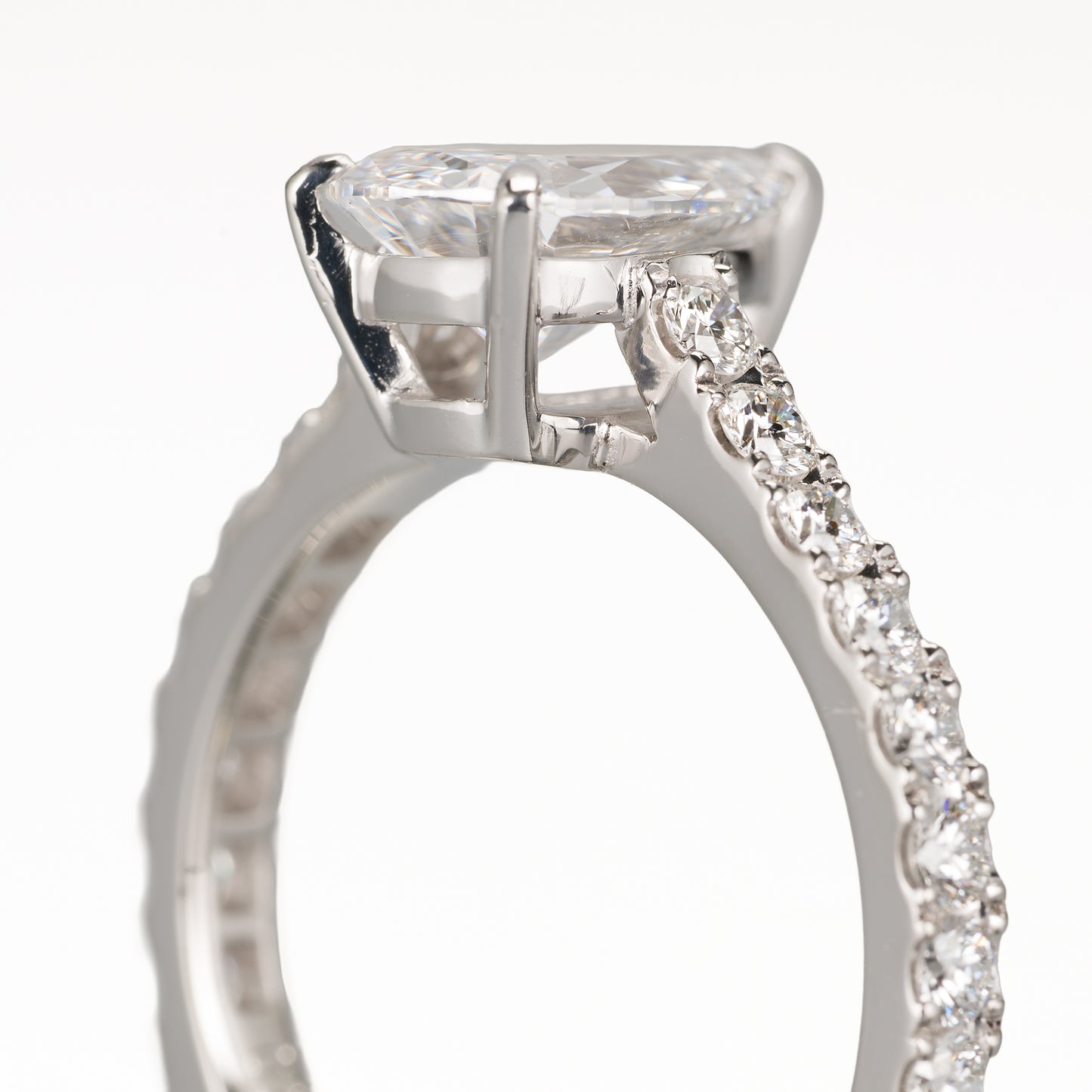 ZUISHO | ペアシェイプ ダイヤモンド 1.73ct Dカラー IF GIA鑑定書付 プラチナ950 リング ダイヤモンド 0.52ct F+ VS+ H&C