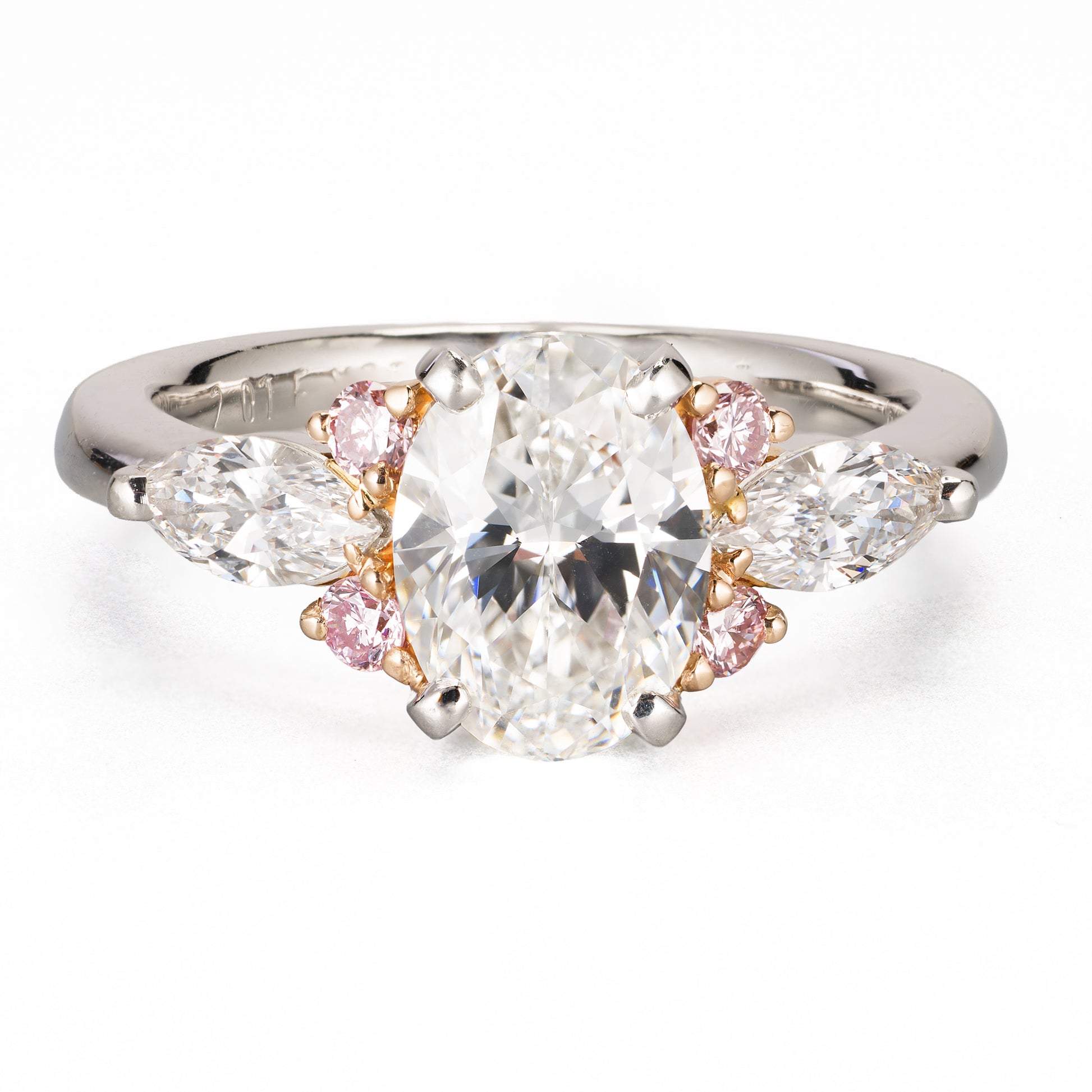 ZUISHO | 2.01ct オーバルダイヤモンドプラチナリング(2.01ct E VS2 0.52/0.165 GIA)Pt950/K18PG