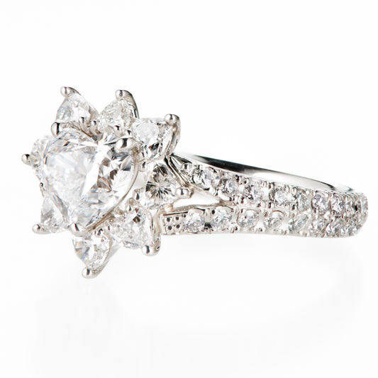 1ct ハートシェイプダイヤモンド取り巻きプラチナリング(1.01ct D VS1 1.01/1.03 GIA)
