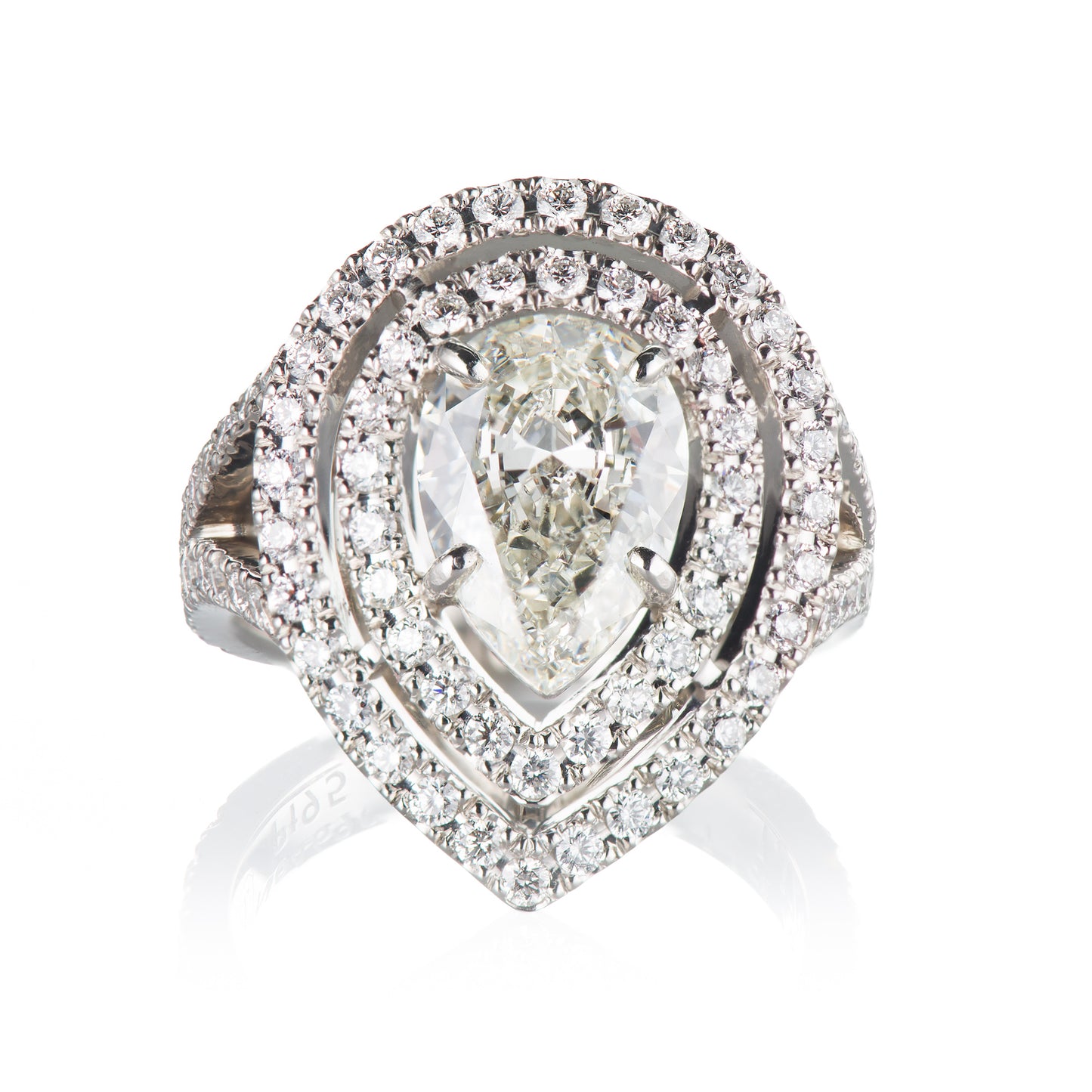 2.11ct I SI1 ペアシェイプダイヤモンダブルハローリング(2.11ct I SI1 / 1.12 GIA)