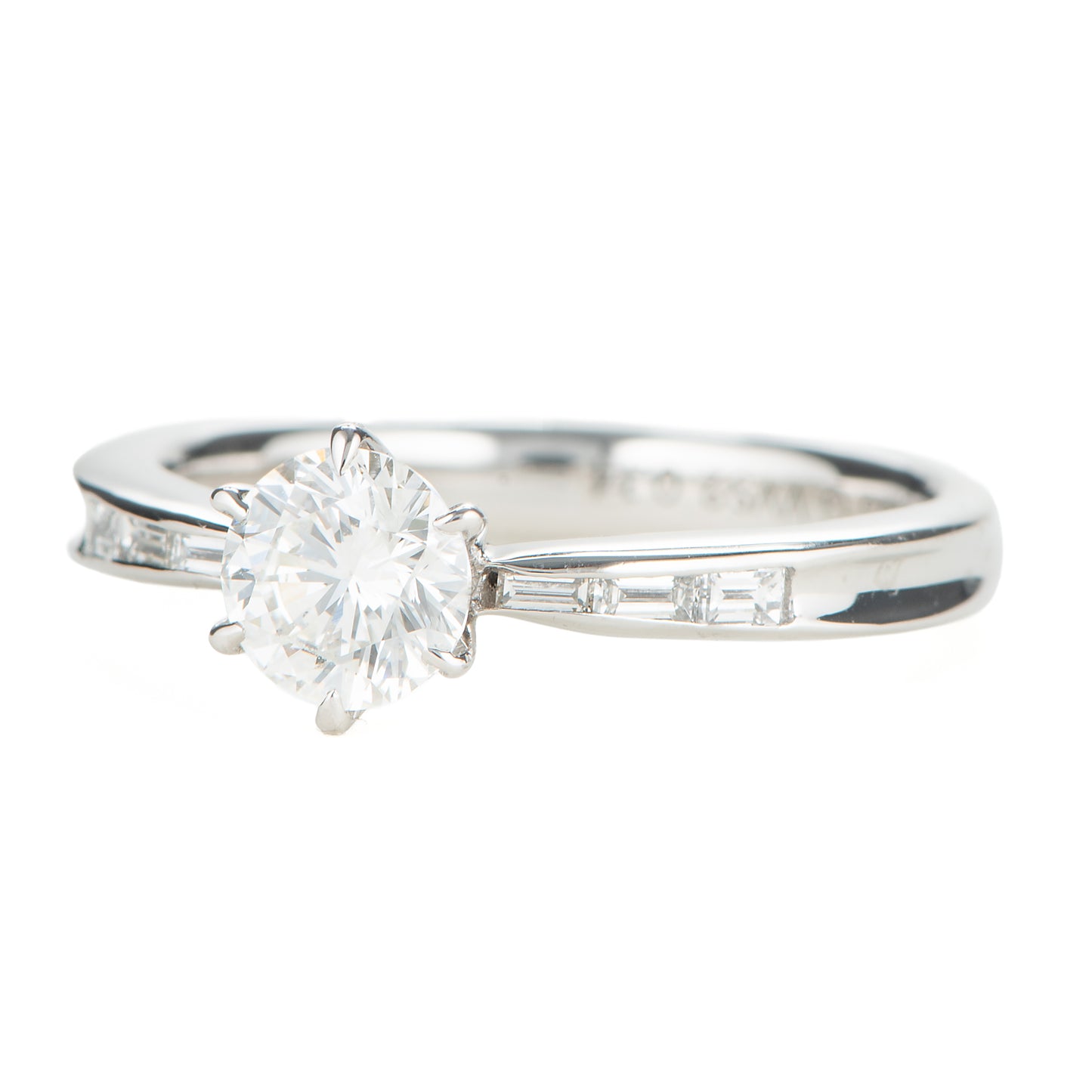 0.63ct G VVS2 Very Good エンゲージリング ラウンドカット ダイヤモンド プラチナリング  (D: 0.63/0.14ct) Pt900 GIA