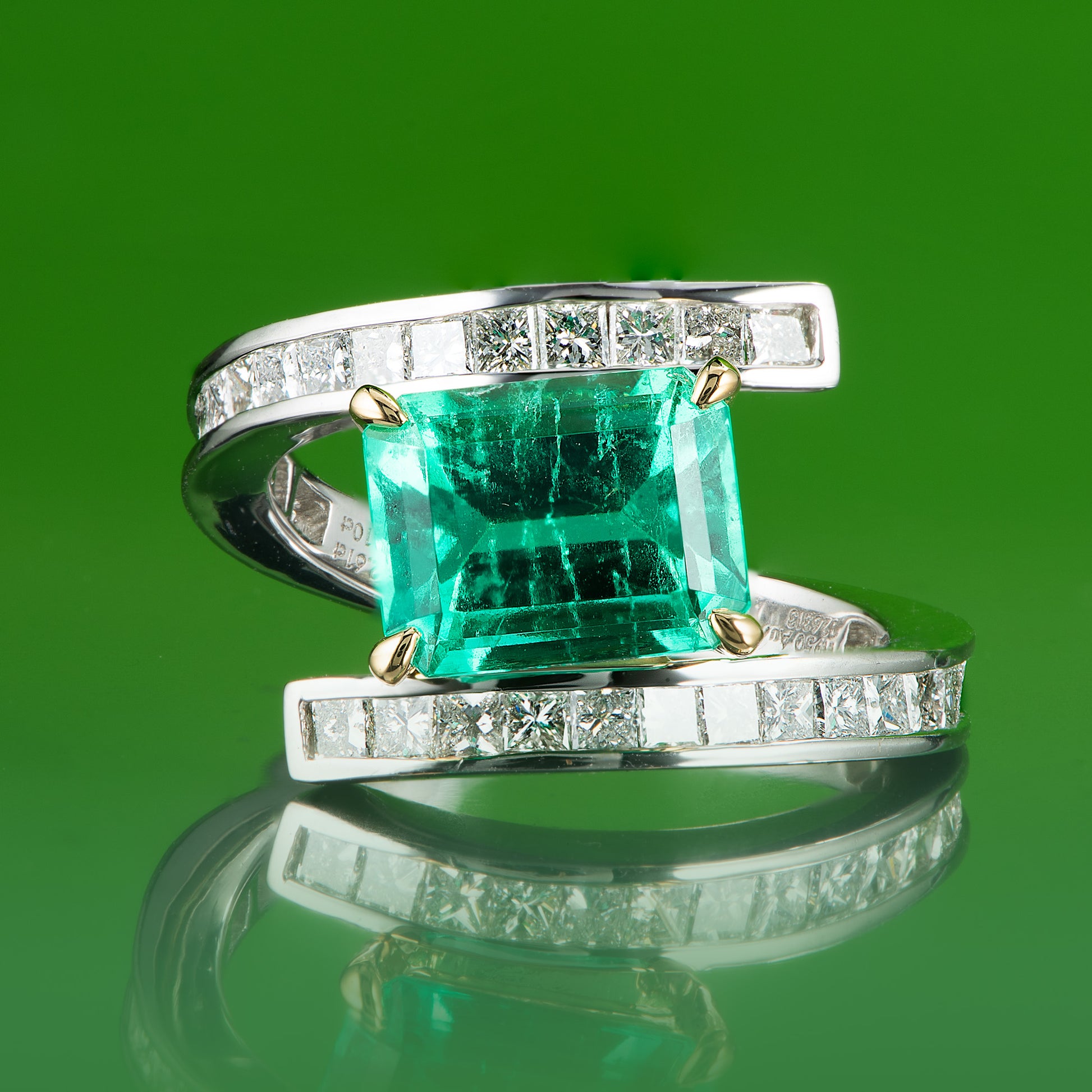 2.61ct コロンビア産エメラルドxダイヤモンド プラチナ製リング E:2.61ct D:1.10ct Pt950/K18YG GIA