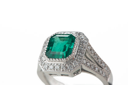 2ct コロンビア産エメラルドプラチナリング E2.08ct D:0.65ct Pt900 GIA