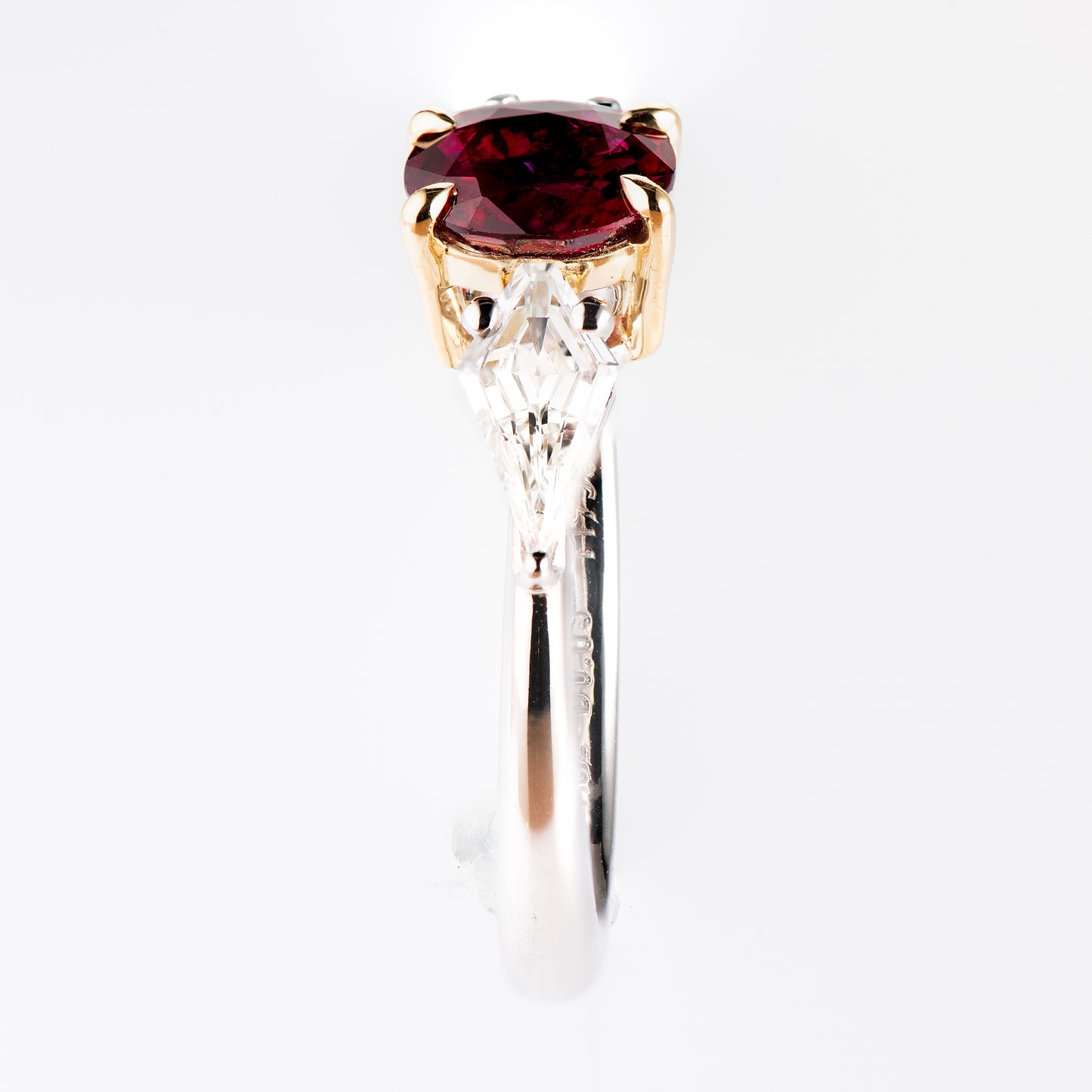 トリロジー　ビルマ産1ctピジョンブラッド　オーバルカット ルビーリング プラチナ950リング　写真5