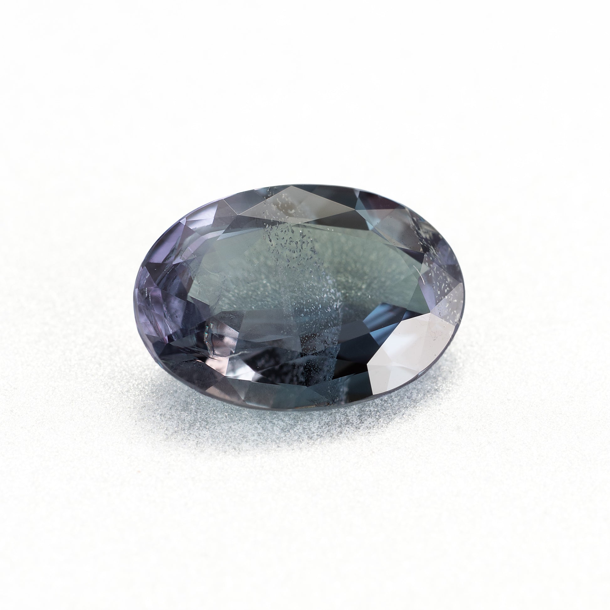 アレキサンドライトルース 0.52ct ブラジル産 正面画像