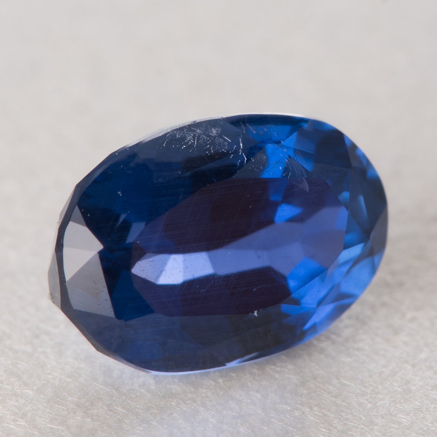 1.91ct, 非加熱ブルーサファイア オーバルシェイプ ルース, GIA