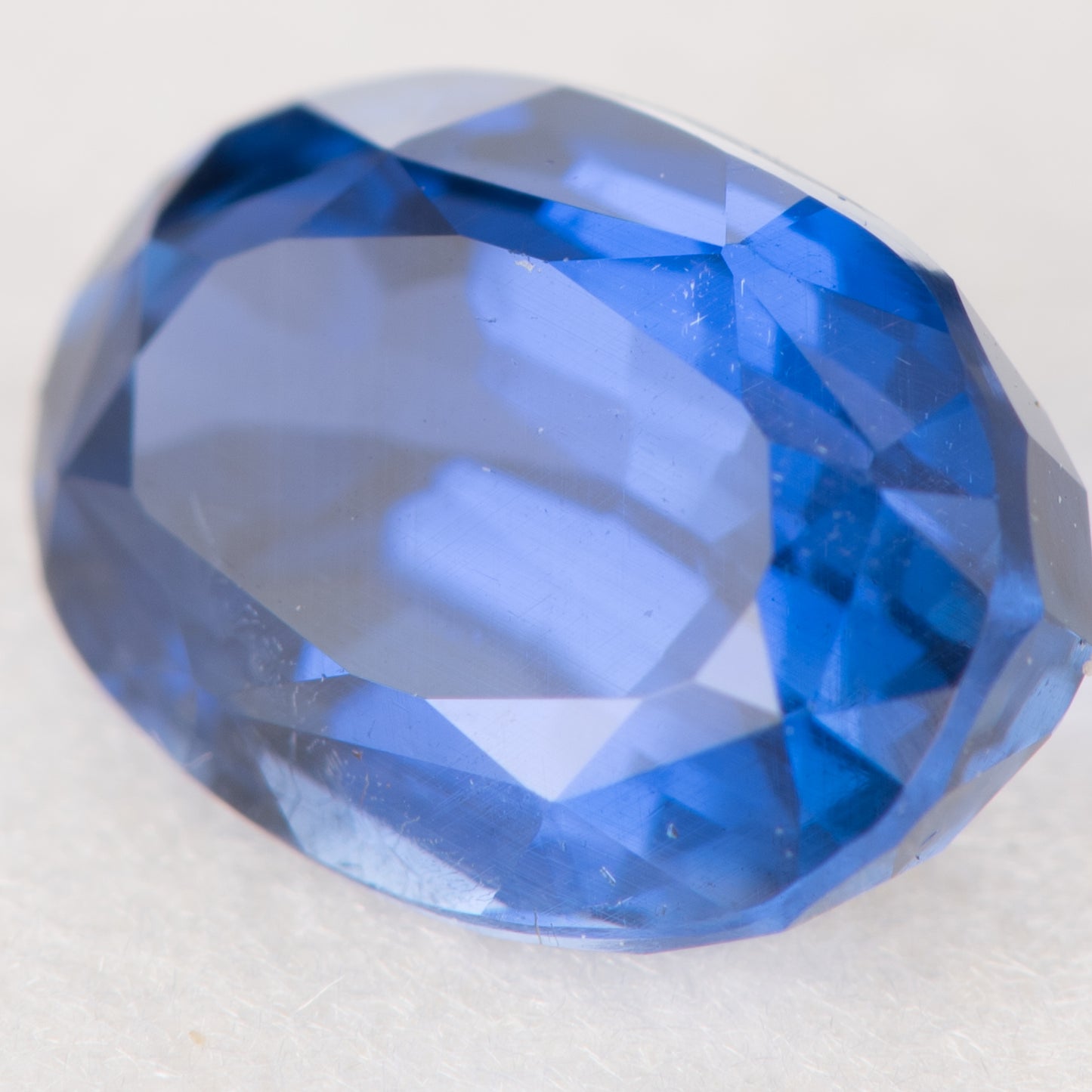 1.91ct, 非加熱ブルーサファイア オーバルシェイプ ルース, GIA