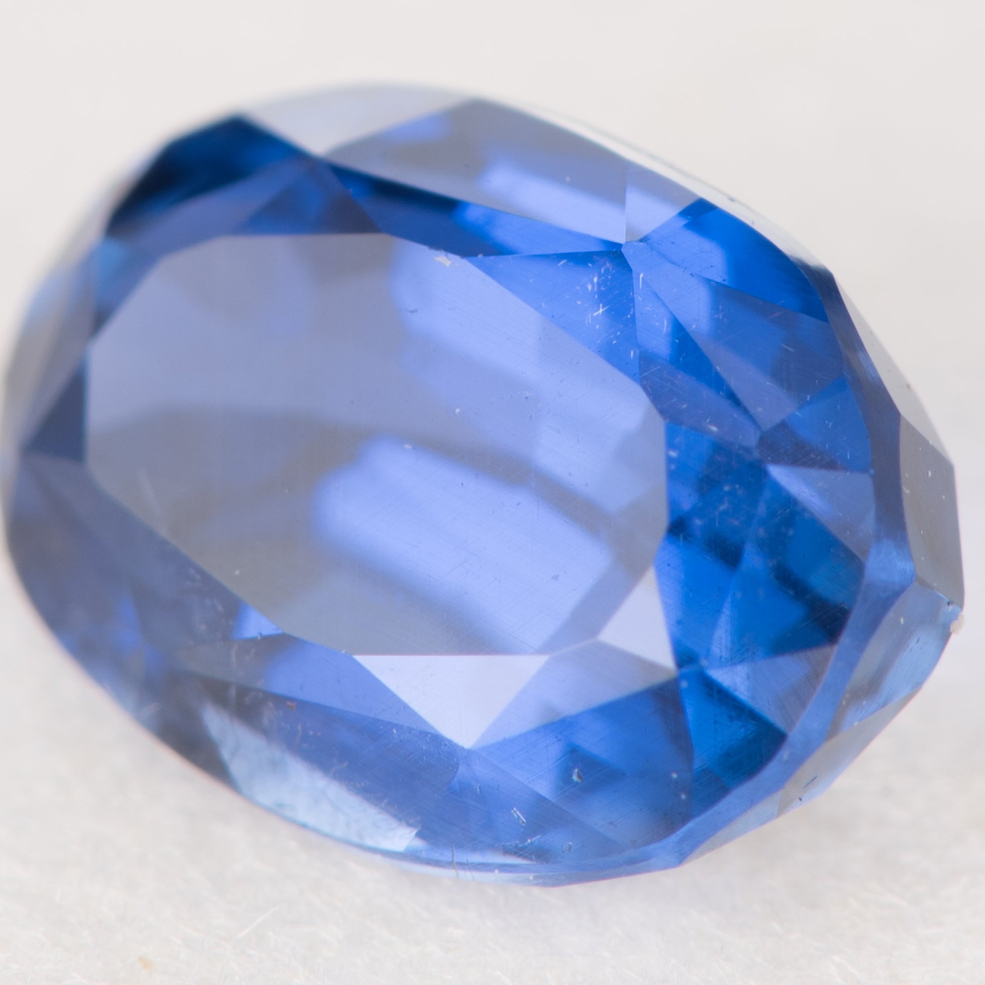 1.91ct, 非加熱ブルーサファイア オーバルシェイプ ルース, GIA