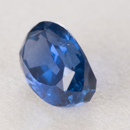1.91ct, 非加熱ブルーサファイア オーバルシェイプ ルース, GIA