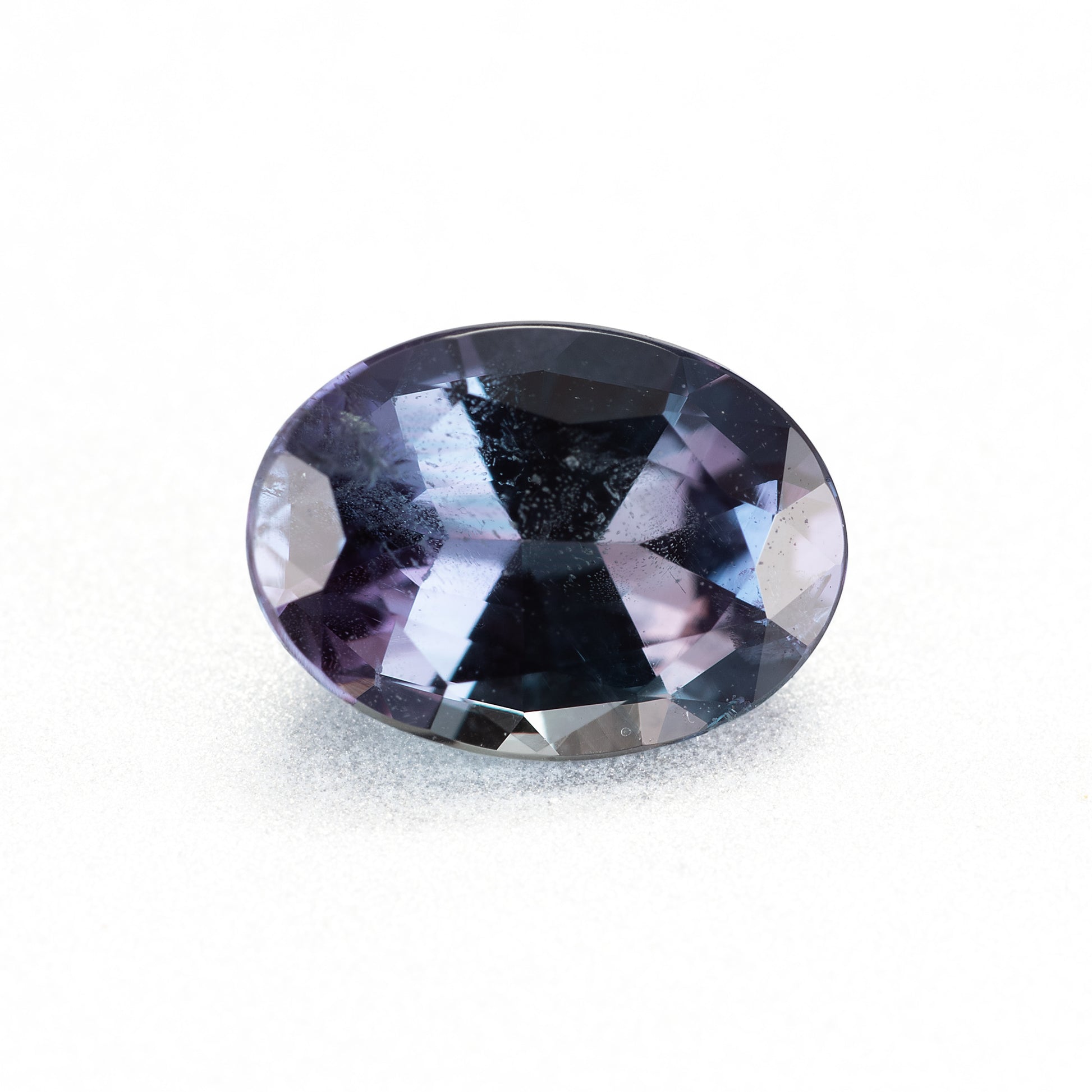 アレキサンドライトルース 0.75ct ブラジル産 正面画像