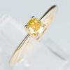 ジミーイエローダイヤモンド　0.50ｃｔ