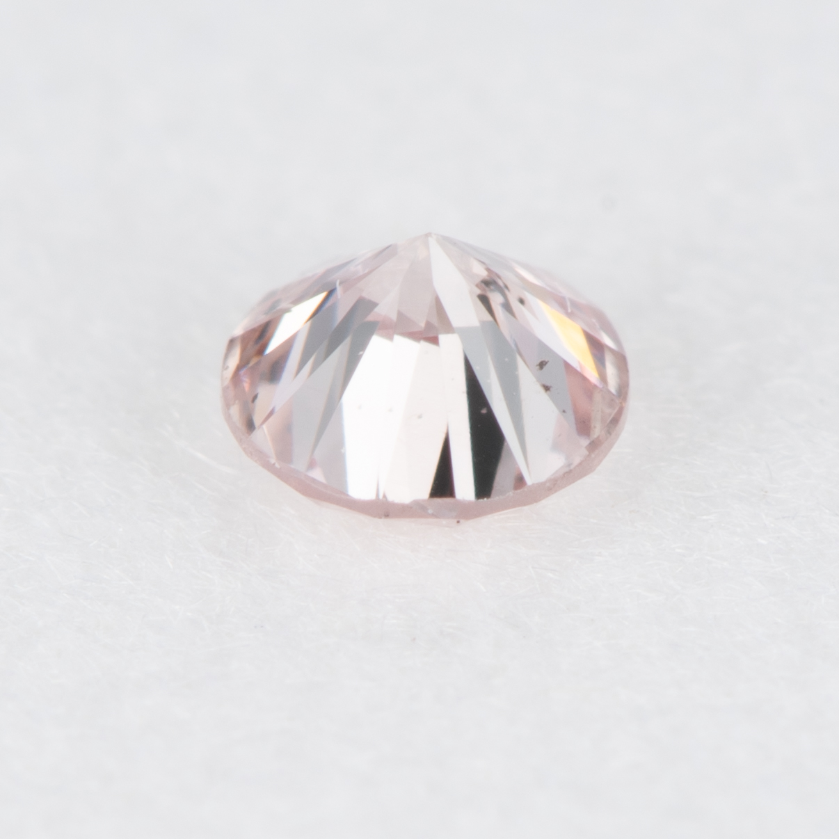 0.082ct ファンシーライトピンクダイヤモンド ルース, Fancy Light Pink, SI2, CGL – 株式会社瑞勝 | ZUISHO Diamonds 0.082ct ファンシーライトピンクダイヤモンド ルース, Fancy Light Pink, SI2, CGL – 株式会社瑞勝 | ZUISHO Diamonds